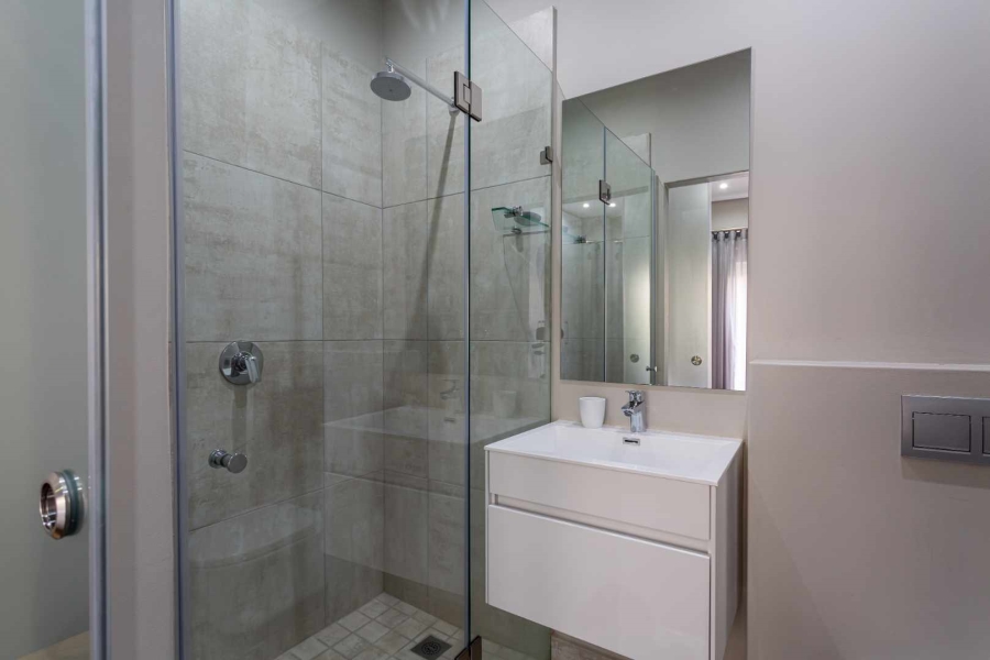 5 Bedroom Property for Sale in Val De Vie Estate Western Cape